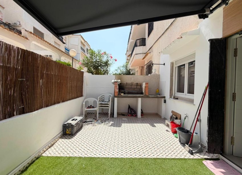 Resale - Bungalow - Torrevieja - La Veleta
