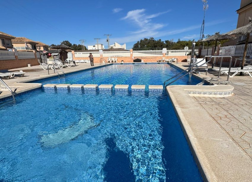 Resale - Bungalow - Torrevieja - Los Altos