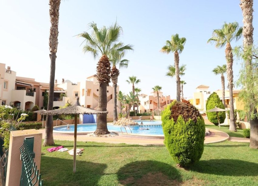 Resale - Bungalow - Torrevieja - Los Altos