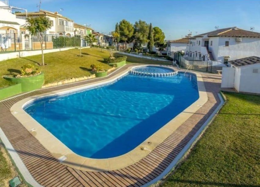 Resale - Bungalow - Torrevieja - Los Balcones