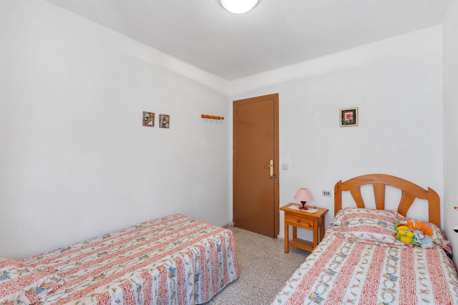 Resale - Bungalow - Torrevieja - Los Europeos