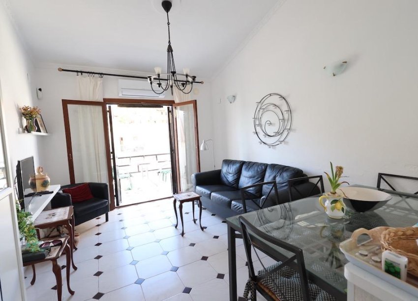 Resale - Bungalow - Torrevieja - Los Frutales