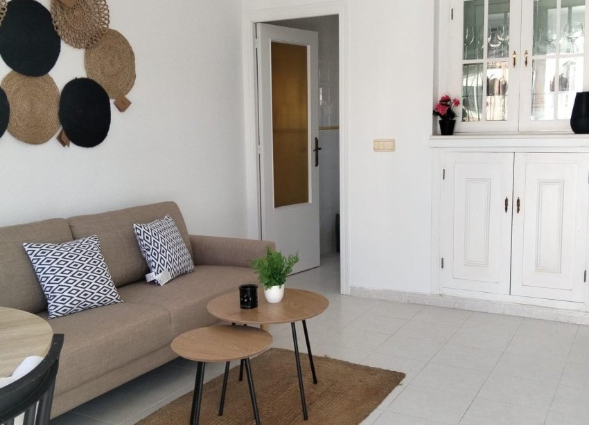 Resale - Bungalow - Torrevieja - Los Frutales