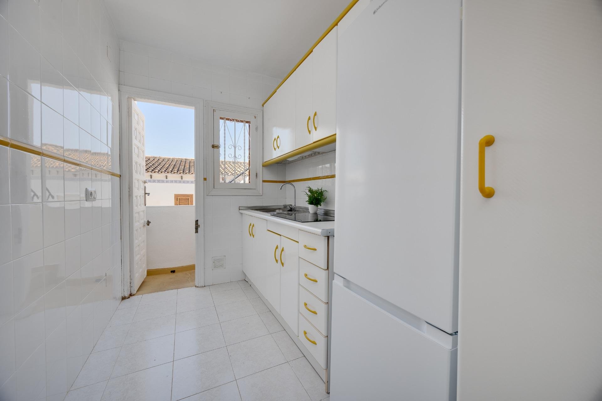 Resale - Bungalow - Torrevieja - Los Frutales