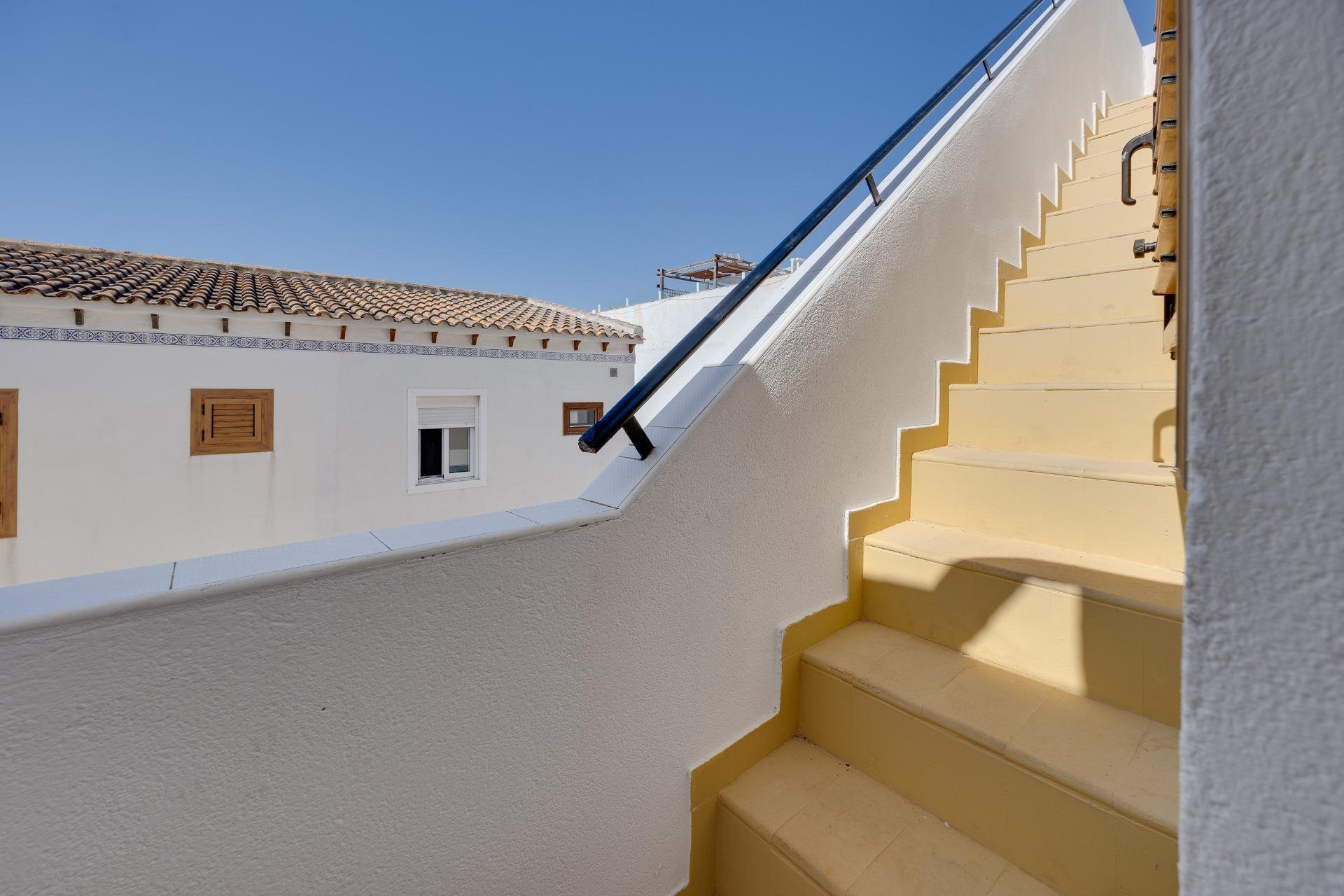 Resale - Bungalow - Torrevieja - Los Frutales