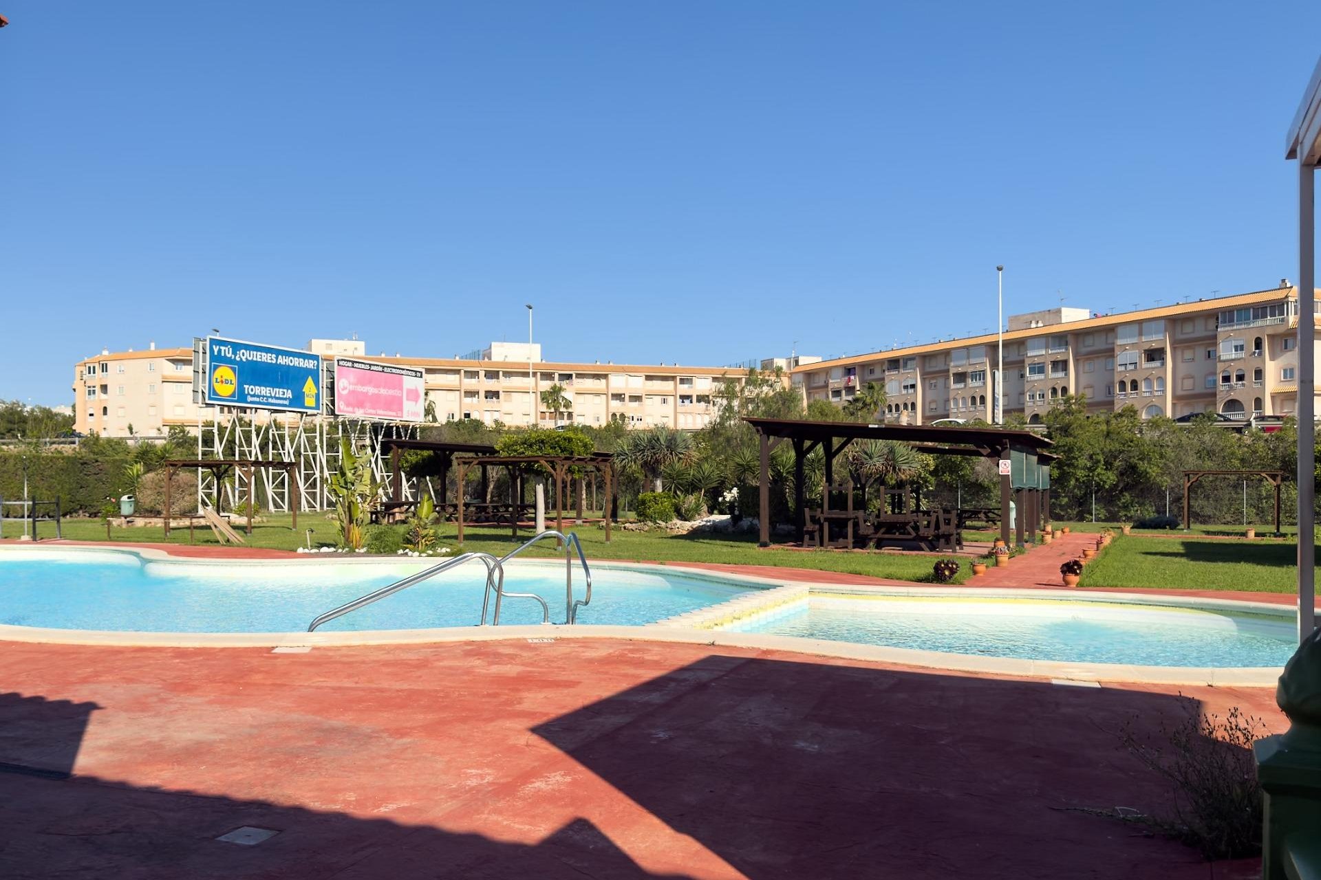 Resale - Bungalow - Torrevieja - Parque de las Naciones