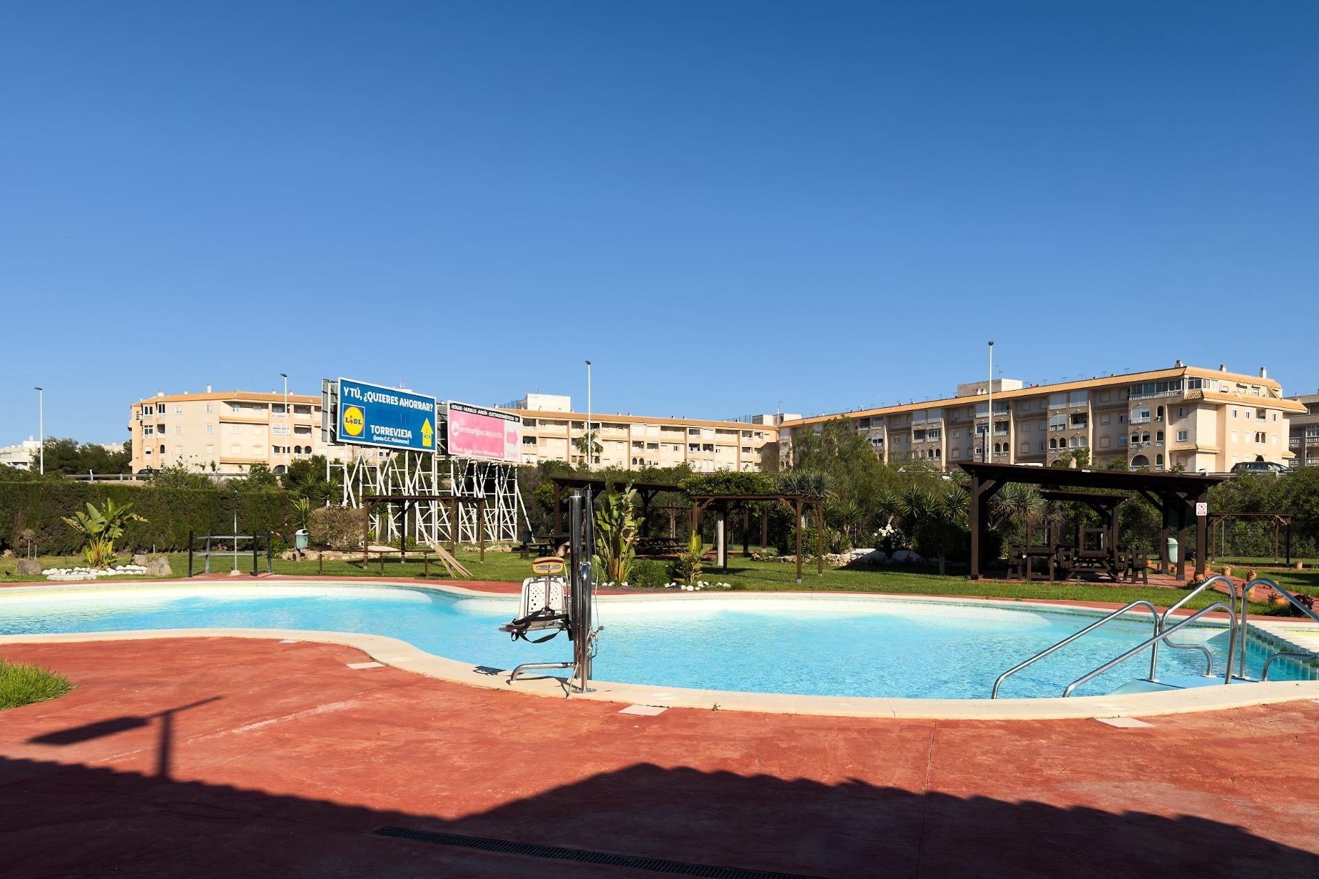 Resale - Bungalow - Torrevieja - Parque de las Naciones