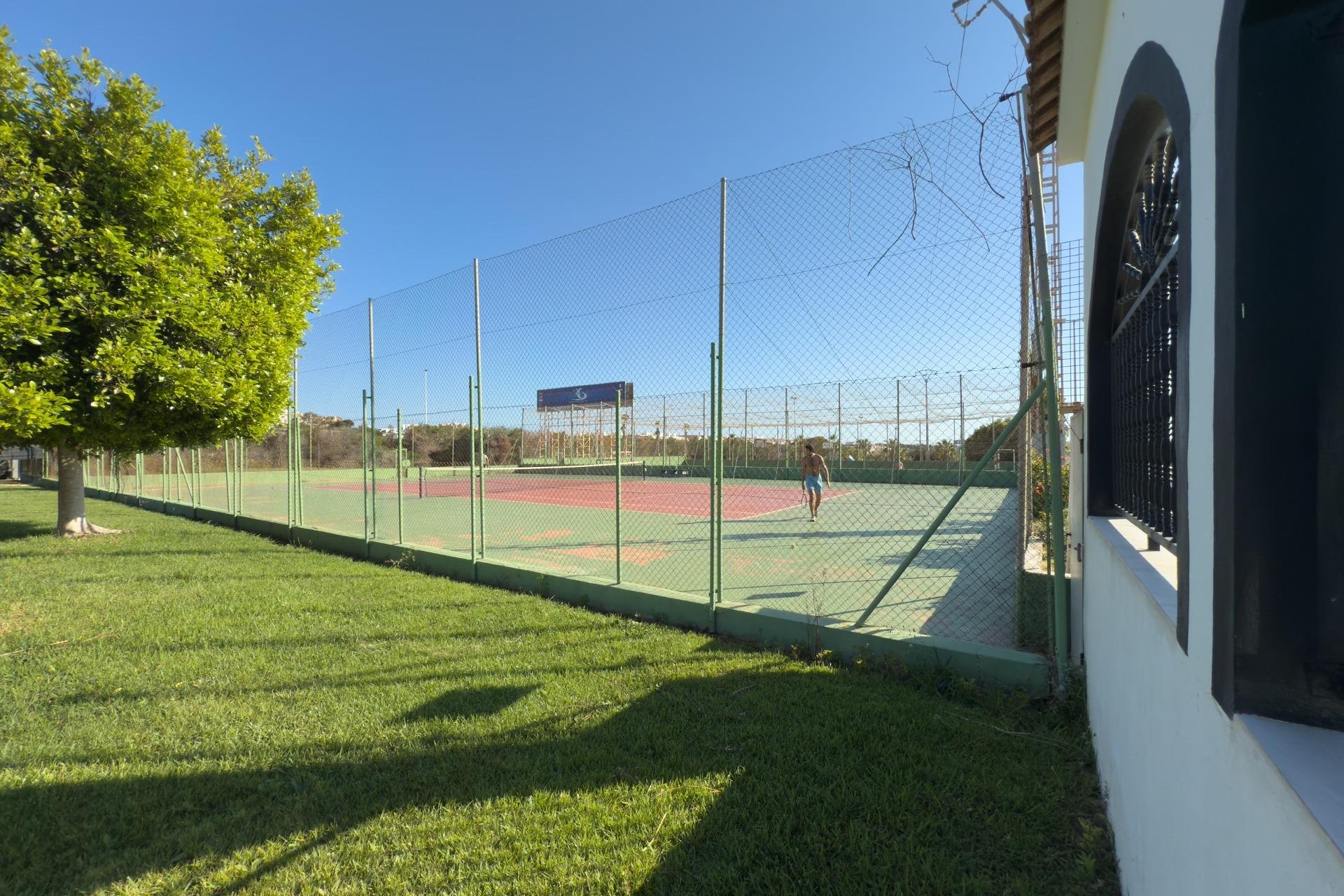 Resale - Bungalow - Torrevieja - Parque de las Naciones