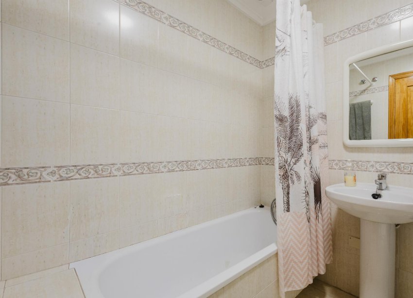 Resale - Bungalow - Torrevieja - Parque de Las Naciones