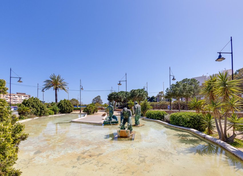 Resale - Bungalow - Torrevieja - Playa de La Acequion