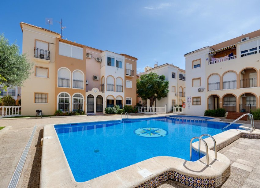 Resale - Bungalow - Torrevieja - playa de los naufragos