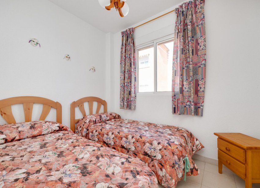 Resale - Bungalow - Torrevieja - playa de los naufragos