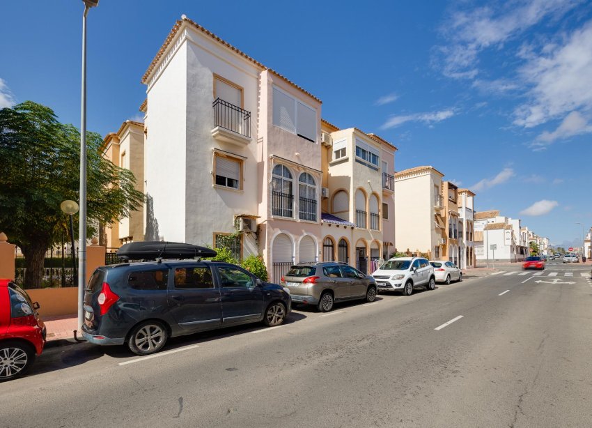 Resale - Bungalow - Torrevieja - playa de los naufragos