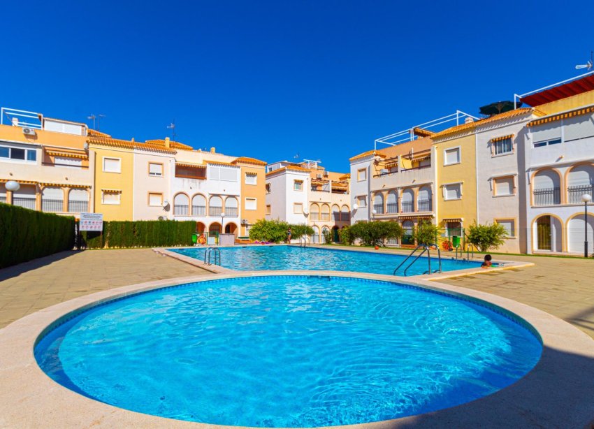 Resale - Bungalow - Torrevieja - Playa de los Naufragos