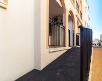 Resale - Bungalow - Torrevieja - Playa de los Naufragos