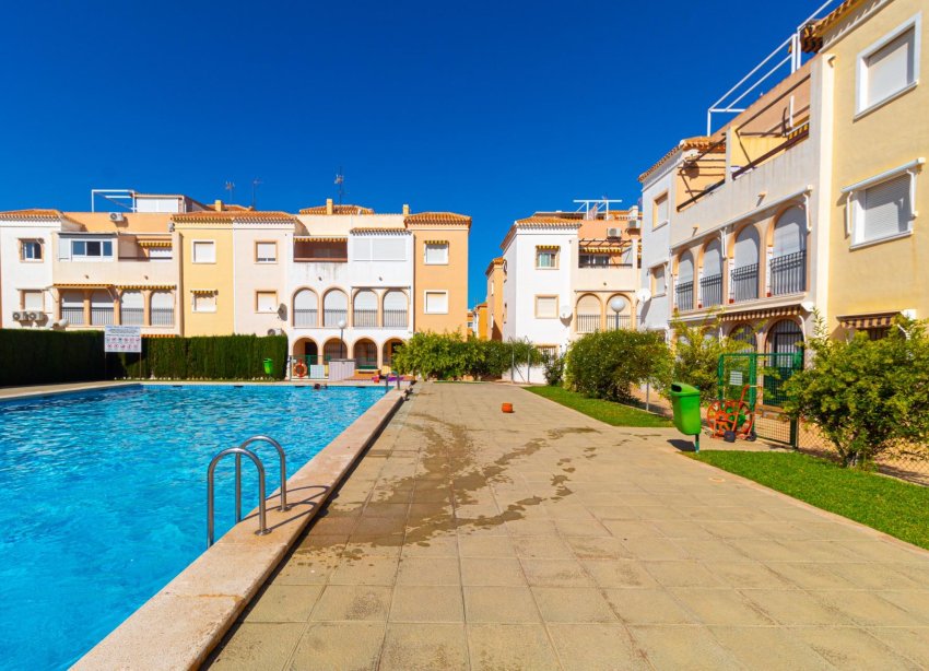 Resale - Bungalow - Torrevieja - Playa de los Naufragos