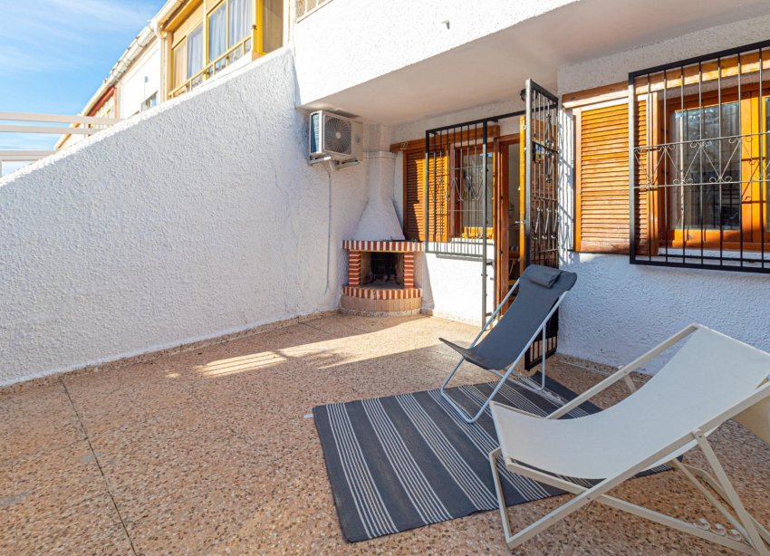 Resale - Bungalow - Torrevieja - Playa de los Naufragos