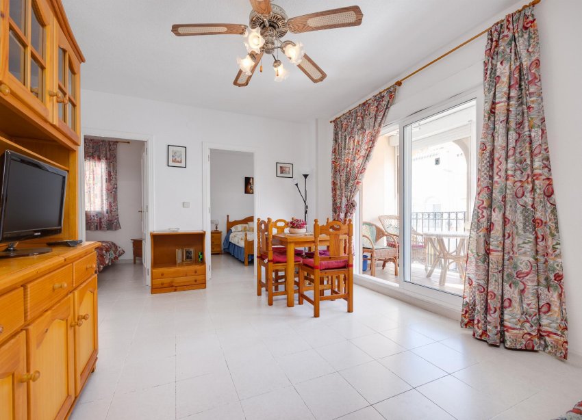 Resale - Bungalow - Torrevieja - playa de los naufragos