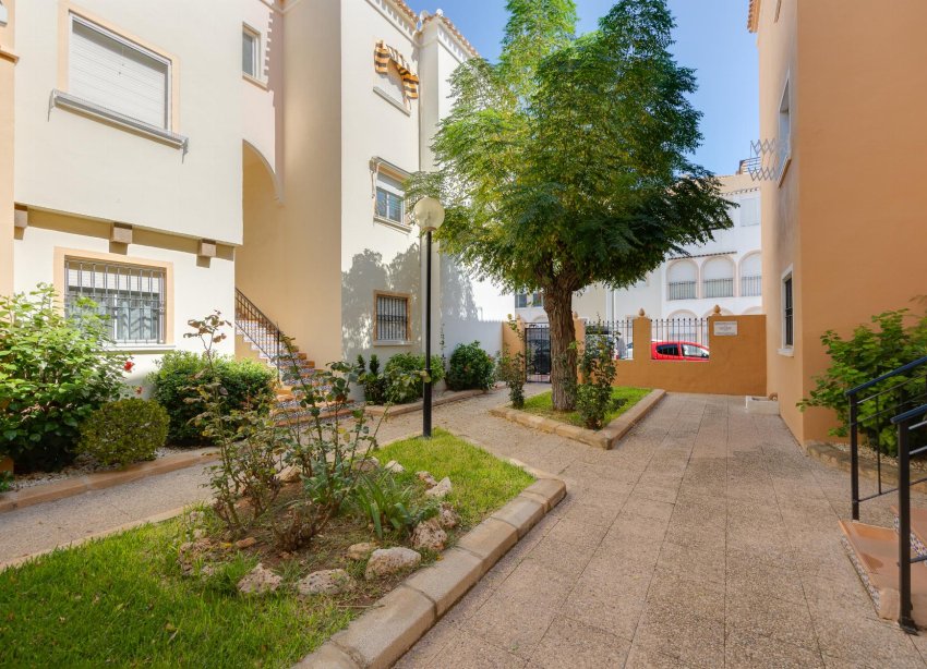 Resale - Bungalow - Torrevieja - playa de los naufragos