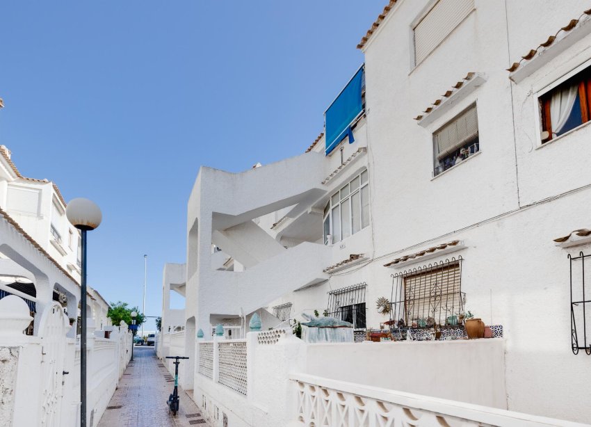 Resale - Bungalow - Torrevieja - playa de los naufragos