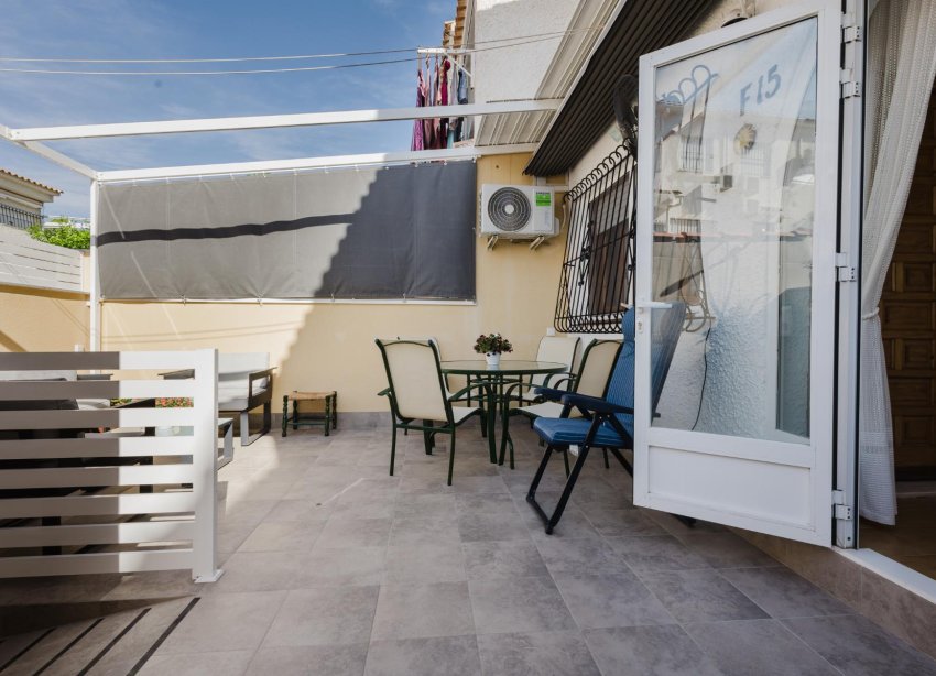 Resale - Bungalow - Torrevieja - playa de los naufragos