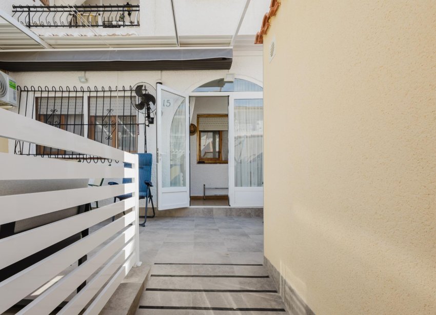 Resale - Bungalow - Torrevieja - playa de los naufragos