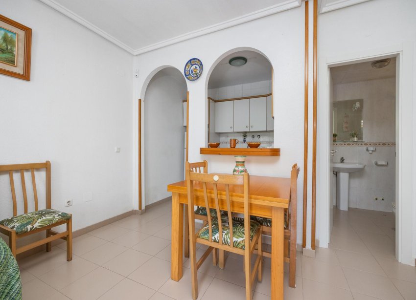 Resale - Bungalow - Torrevieja - playa de los naufragos