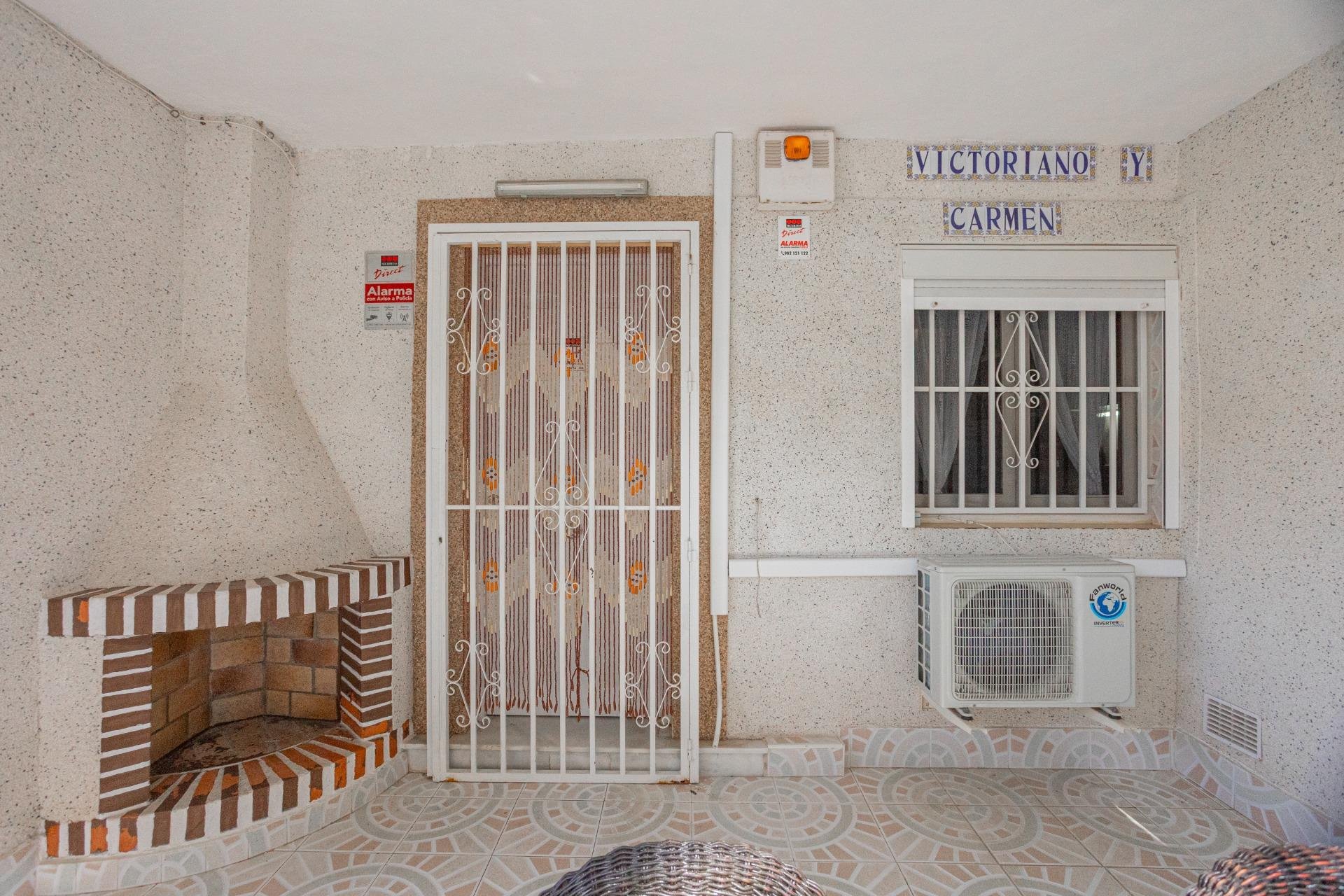 Resale - Bungalow - Torrevieja - Playa de los Naufragos