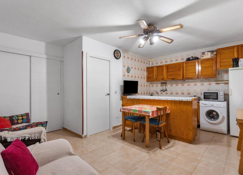 Resale - Bungalow - Torrevieja - Playa de los Naufragos