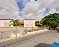 Resale - Bungalow - Torrevieja - Playa del Acequión