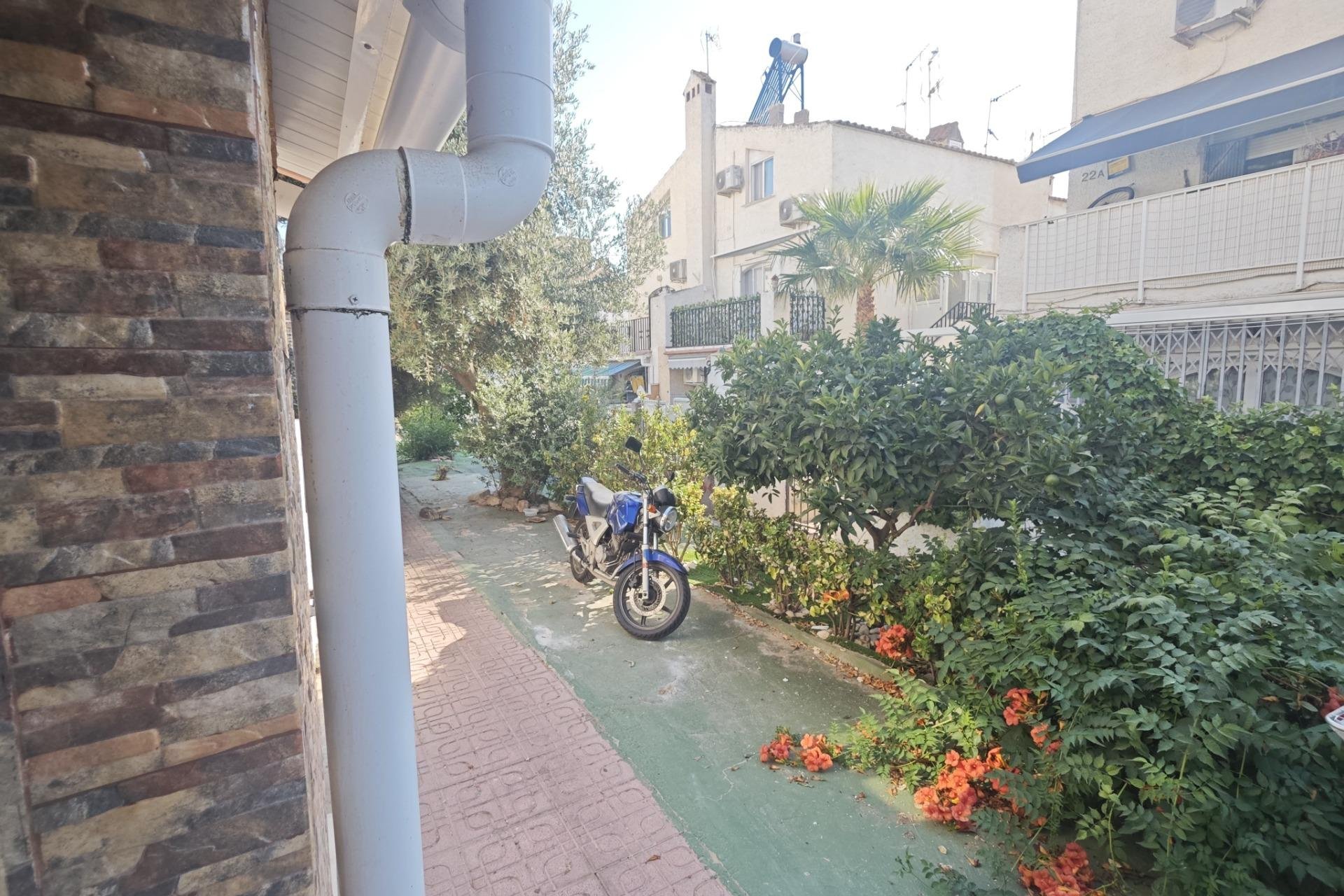 Resale - Bungalow - Torrevieja - Playa del Cura