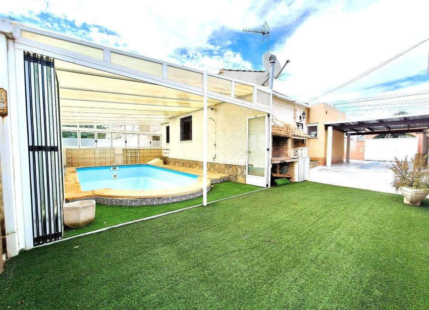 Resale - Bungalow - Torrevieja - San luis