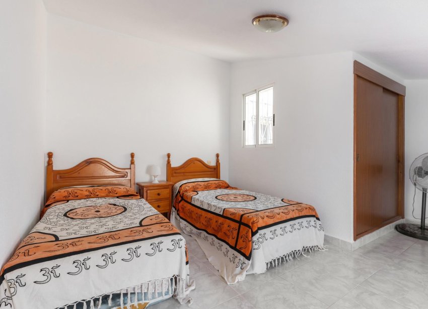 Resale - Bungalow - Torrevieja - San luis