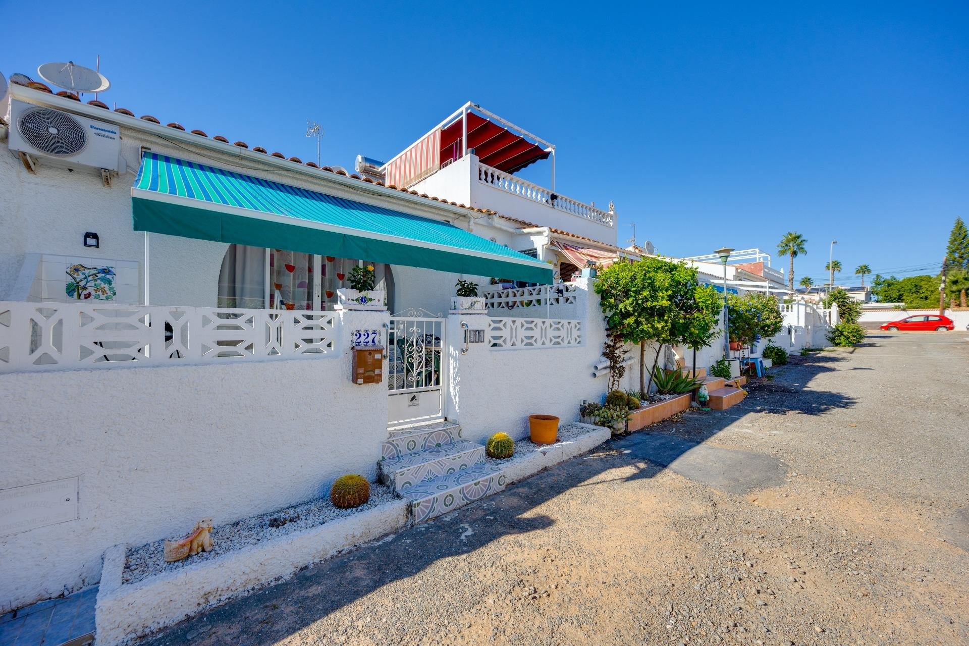 Resale - Bungalow - Torrevieja - San luis