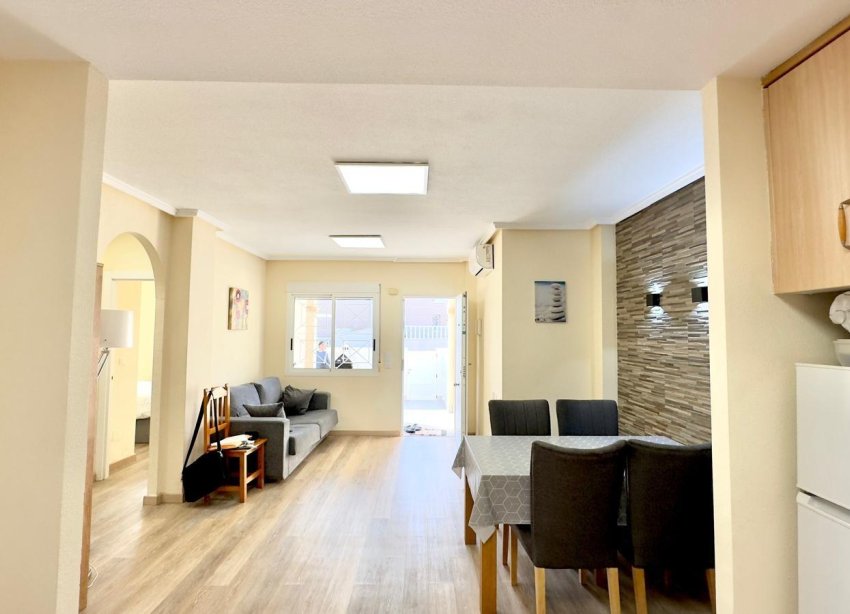 Resale - Bungalow - Torrevieja - Torreblanca