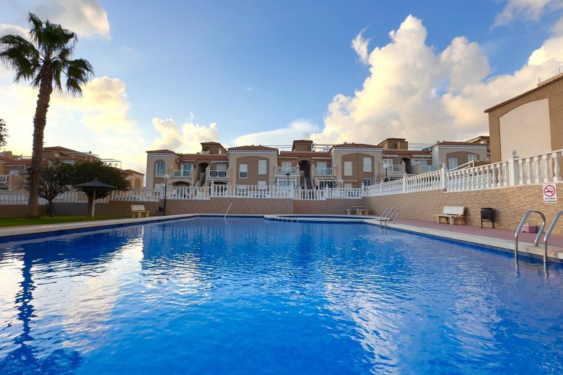 Resale - Bungalow - Torrevieja - Torreblanca