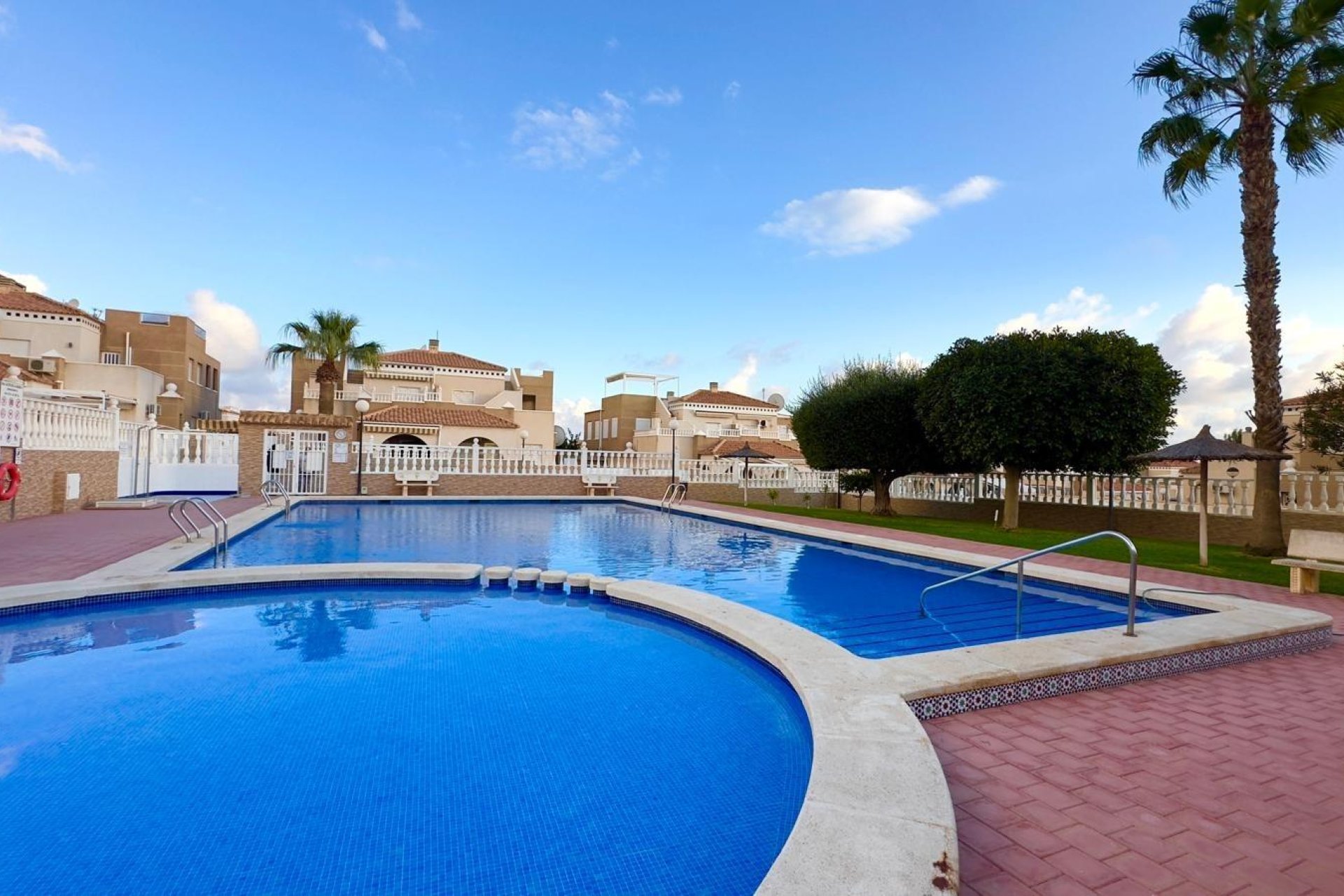 Resale - Bungalow - Torrevieja - Torreblanca