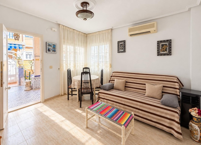 Resale - Bungalow - Torrevieja - Torreblanca