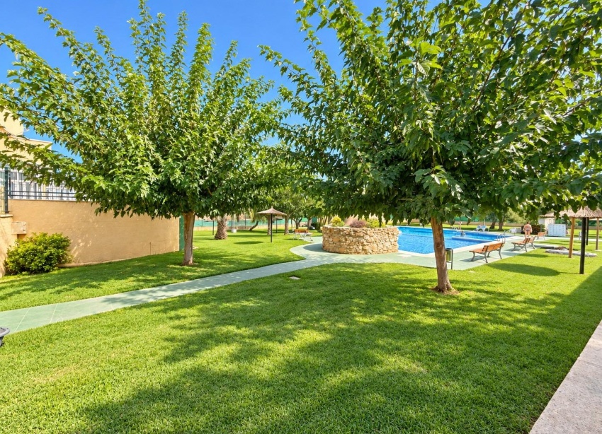 Resale - Bungalow - Torrevieja - Torreblanca