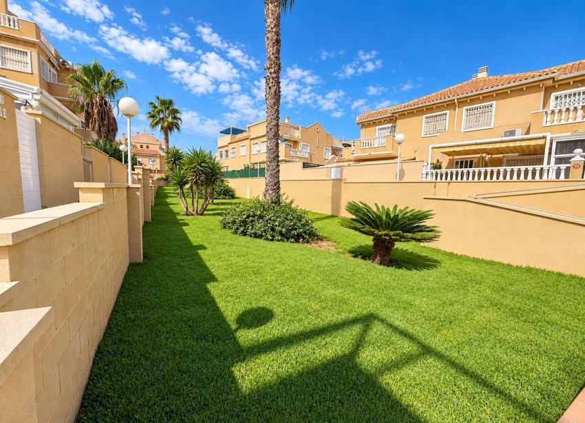 Resale - Bungalow - Torrevieja - Torreblanca
