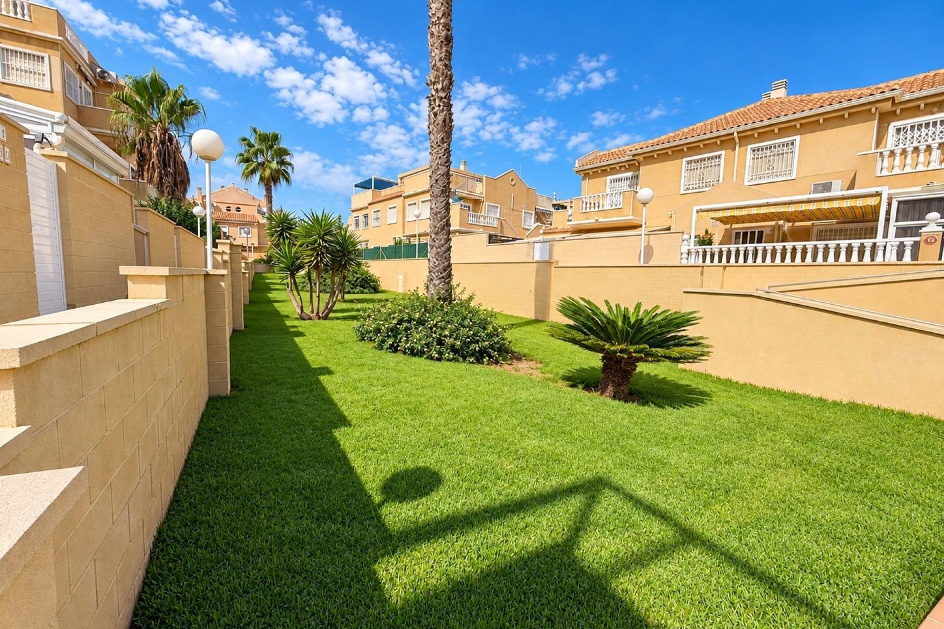 Resale - Bungalow - Torrevieja - Torreblanca