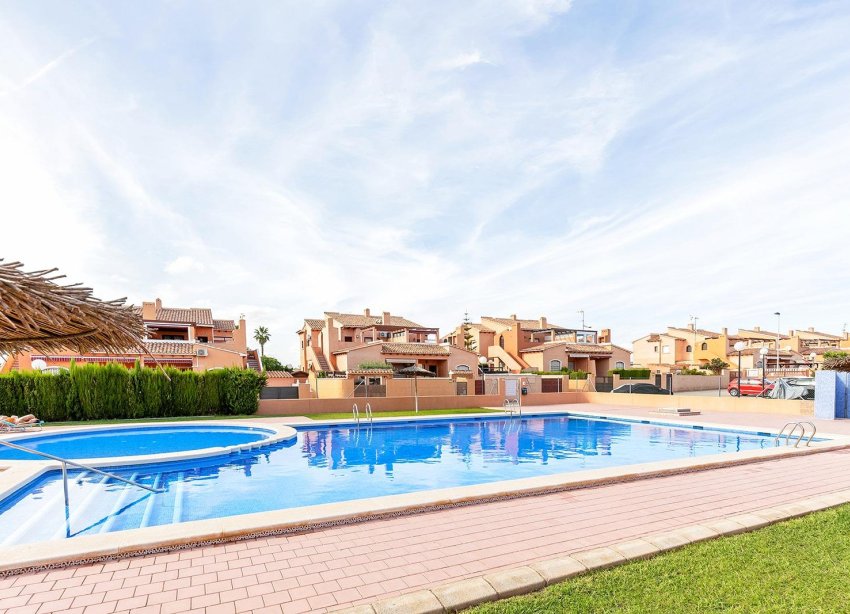 Resale - Bungalow - Torrevieja - Torrejón