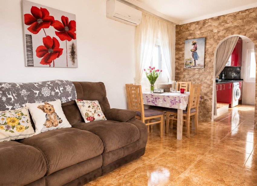 Resale - Bungalow - Torrevieja