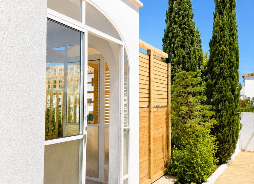 Resale - Bungalow - Torrevieja