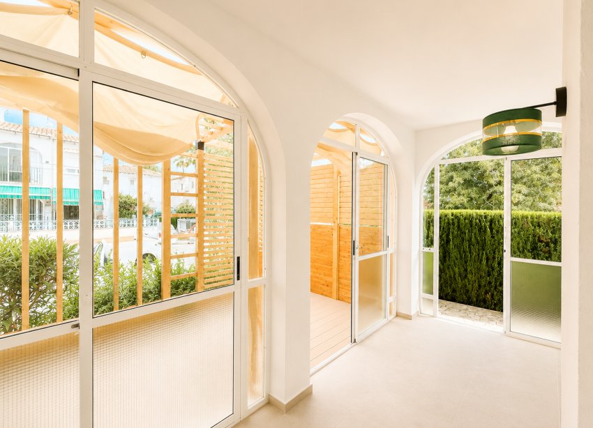 Resale - Bungalow - Torrevieja