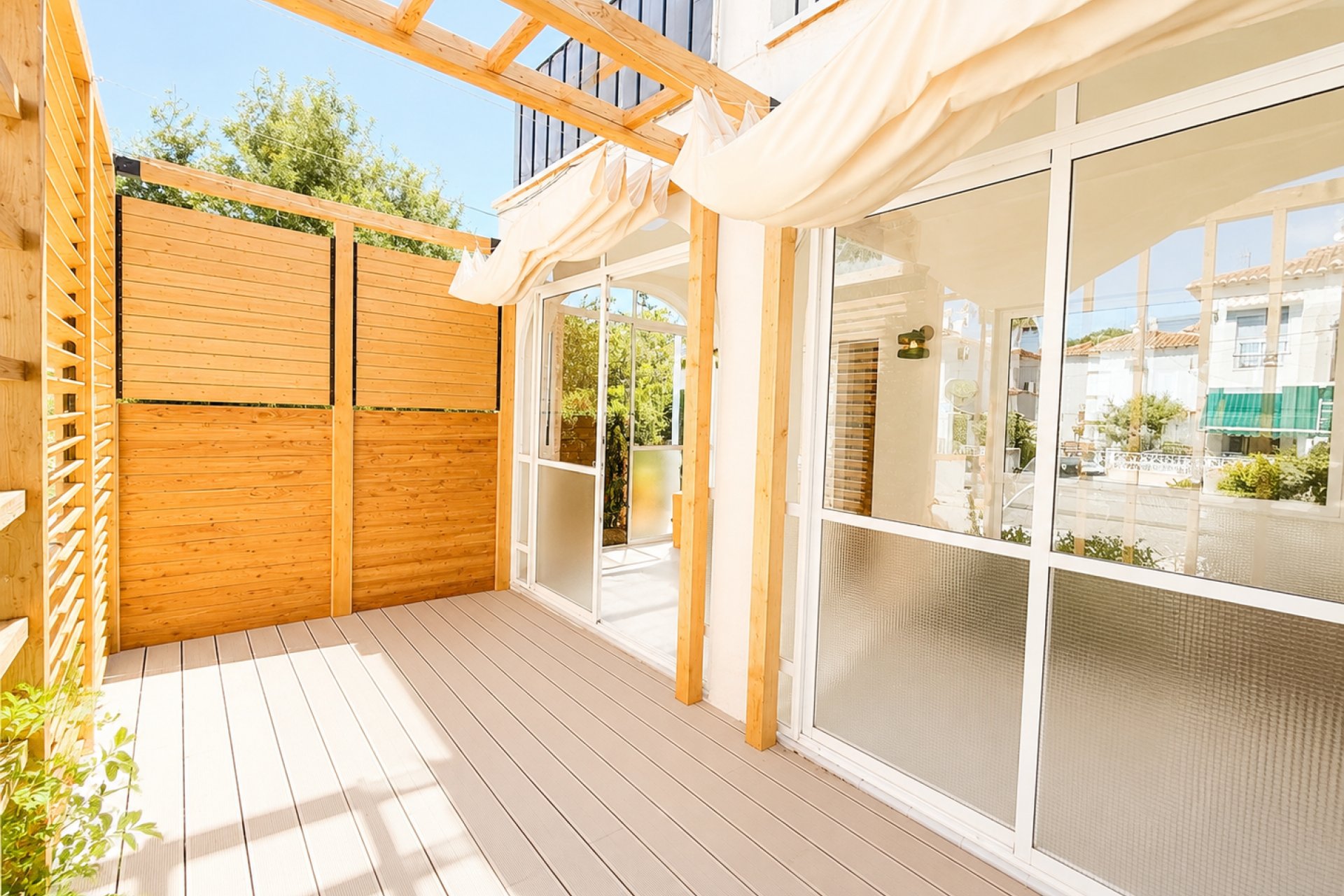 Resale - Bungalow - Torrevieja