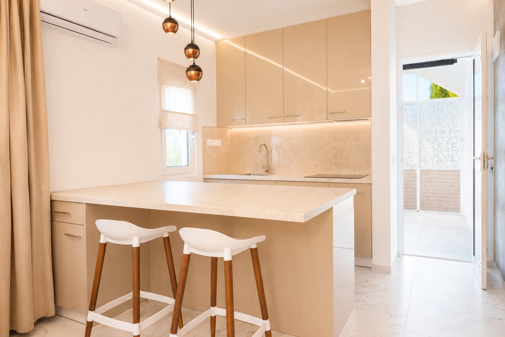 Resale - Bungalow - Torrevieja