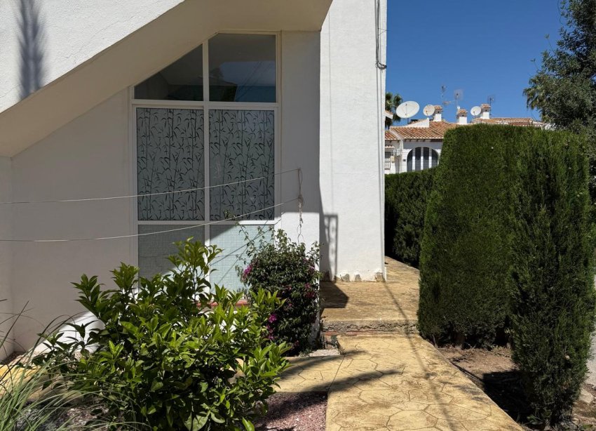 Resale - Bungalow - Torrevieja