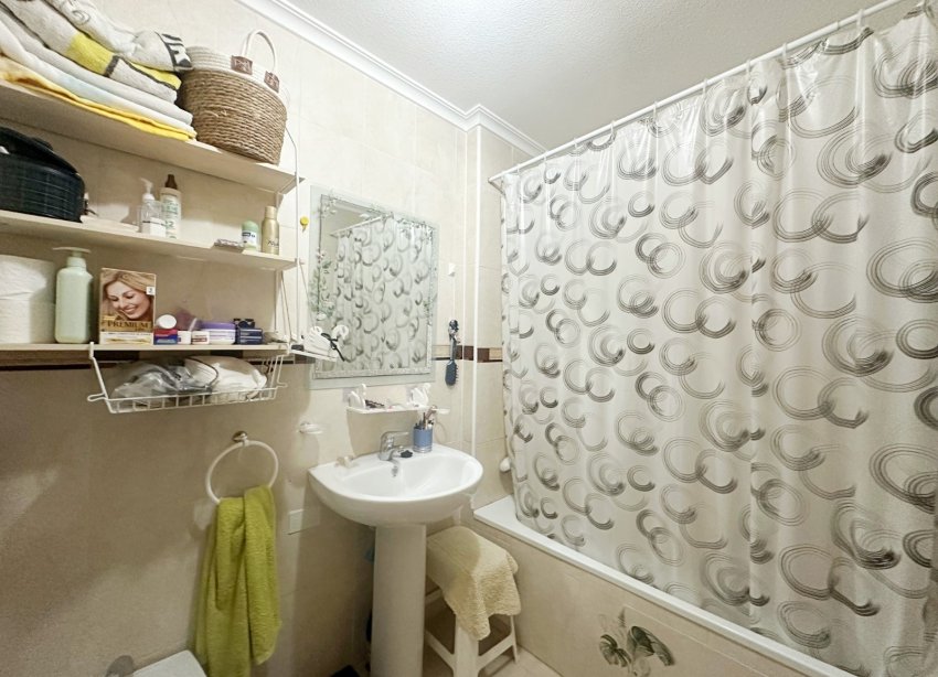 Resale - Bungalow - Torrevieja