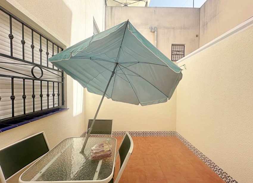 Resale - Bungalow - Torrevieja